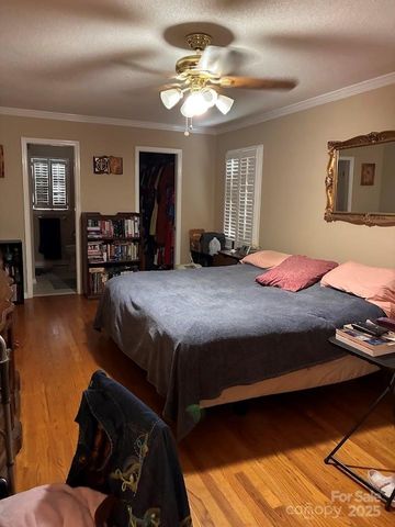 1310 N Piedmont Avenue, Kings Mountain, NC 28086
