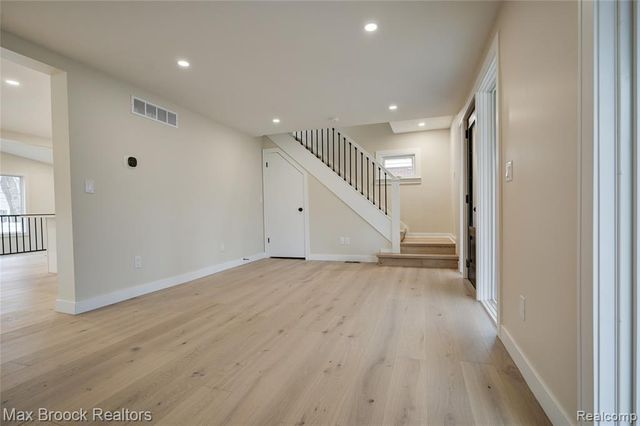 409 Baldwin Avenue, Royal Oak, MI 48067