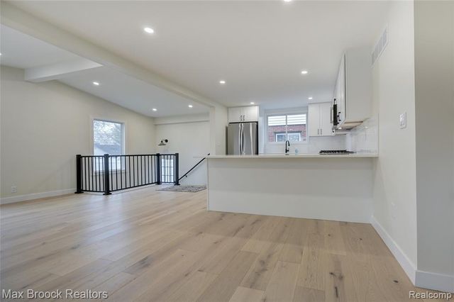 409 Baldwin Avenue, Royal Oak, MI 48067