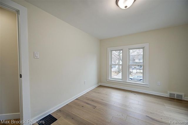 409 Baldwin Avenue, Royal Oak, MI 48067