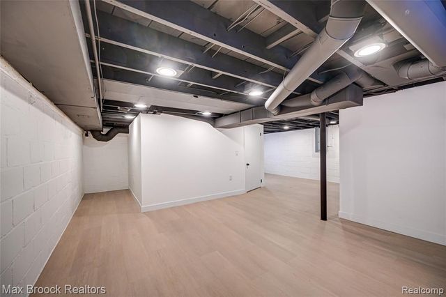 409 Baldwin Avenue, Royal Oak, MI 48067