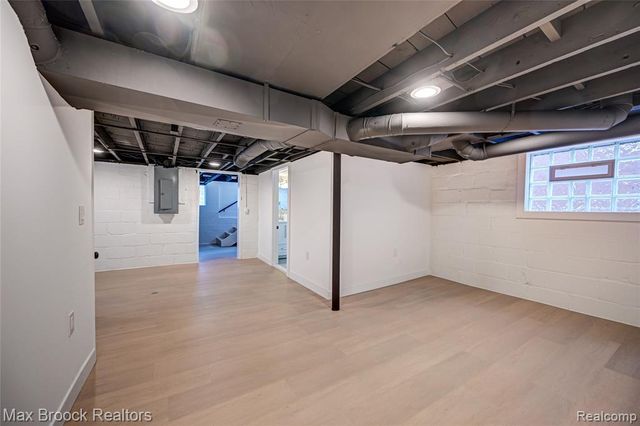 409 Baldwin Avenue, Royal Oak, MI 48067