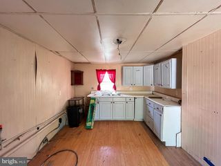 6 RACE ST, Cumberland, MD 21502