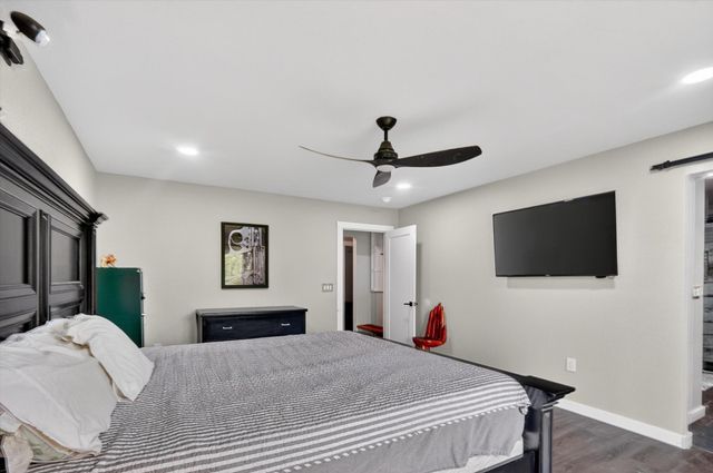 4041 Burleson Retta Road, Burleson, TX 76028
