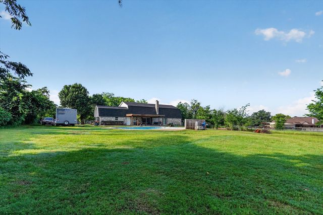 4041 Burleson Retta Road, Burleson, TX 76028