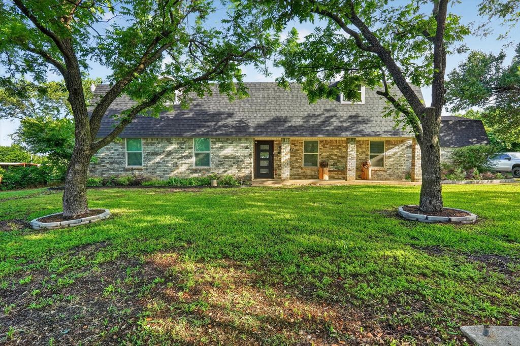 4041 Burleson Retta Road, Burleson, TX 76028