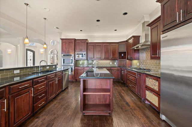 8600 Baltusrol Drive, Flower Mound, TX 75022