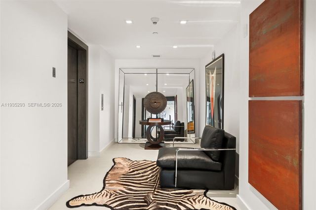 900 Biscayne Blvd 2106, Miami, FL 33132