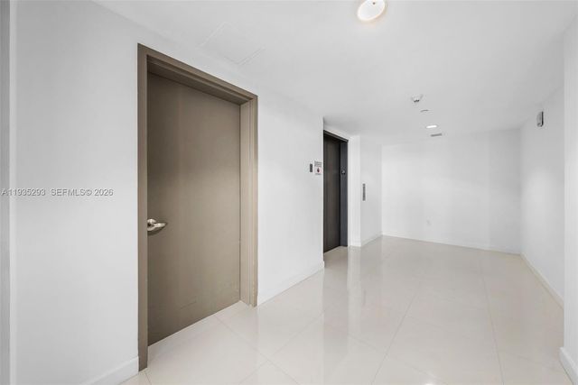 900 Biscayne Blvd 2106, Miami, FL 33132