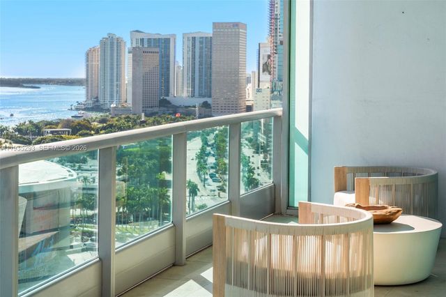 900 Biscayne Blvd 2106, Miami, FL 33132