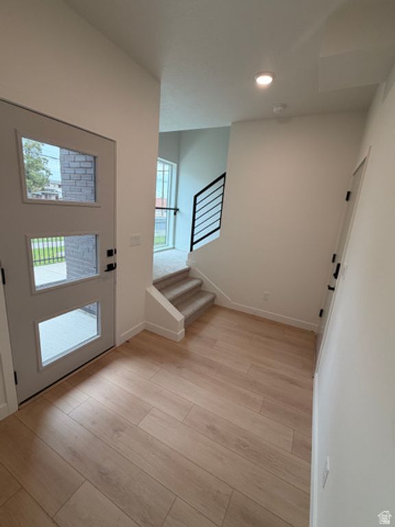 316 E JESSICA VIEW LN, South Salt Lake, UT 84115 — photo 2