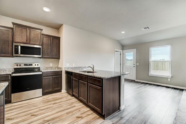 1906 Palmatum Road, El Reno, OK 73036