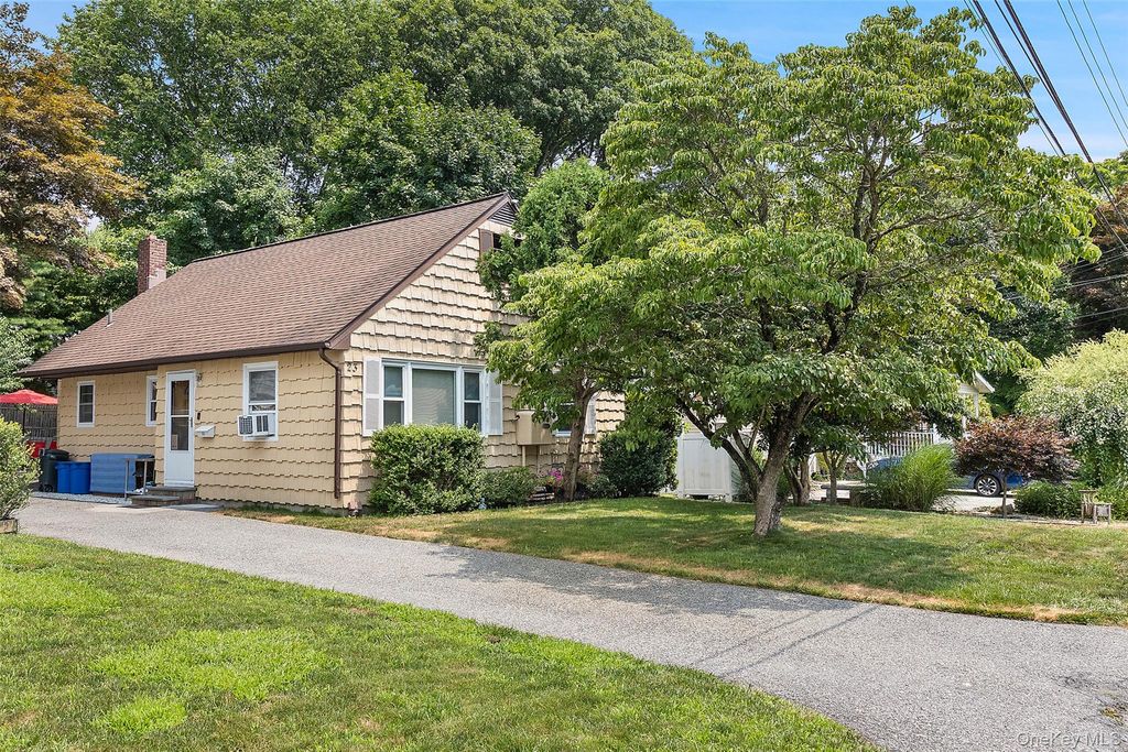 23 Gates Avenue, Ossining, NY 10562 — photo 2