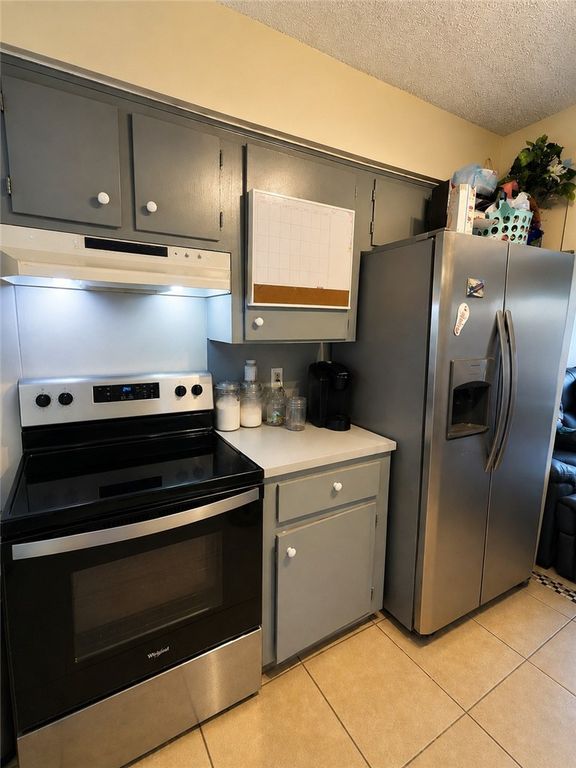 1042 S 10th St, Aransas Pass, TX 78336 — photo 2