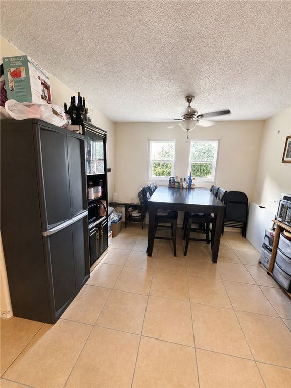 1042 S 10th St, Aransas Pass, TX 78336 — photo 3