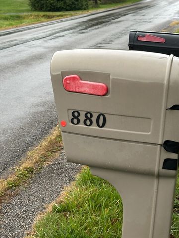 880 Wheatland Rd, Shenango Twp, PA 16159