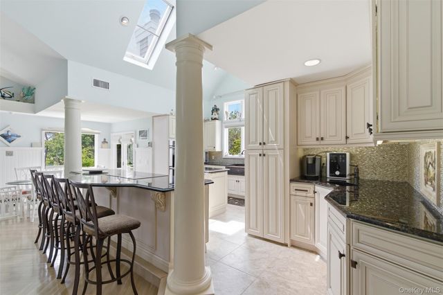 14 Beach Plum Lane, Nissequogue, NY 11780