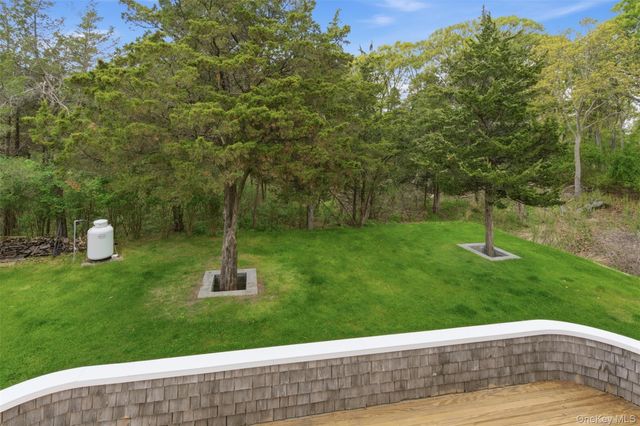 14 Beach Plum Lane, Nissequogue, NY 11780