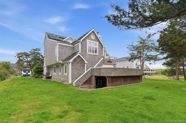 14 Beach Plum Lane, Nissequogue, NY 11780