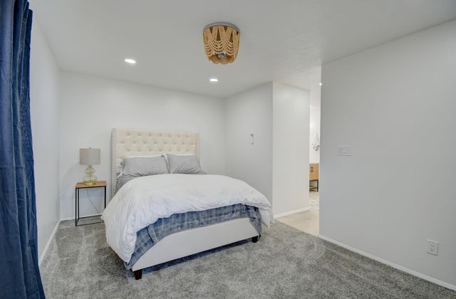 1401 Valle Alto Court NW, Albuquerque, NM 87107