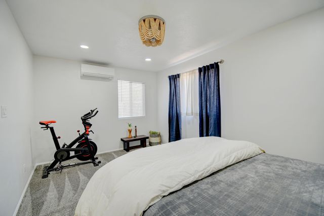 1401 Valle Alto Court NW, Albuquerque, NM 87107