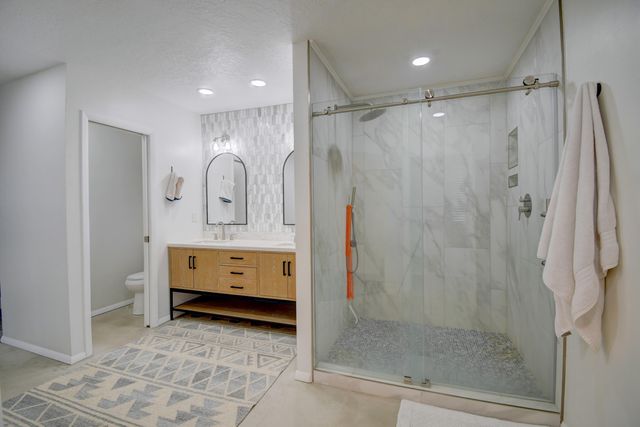 1401 Valle Alto Court NW, Albuquerque, NM 87107