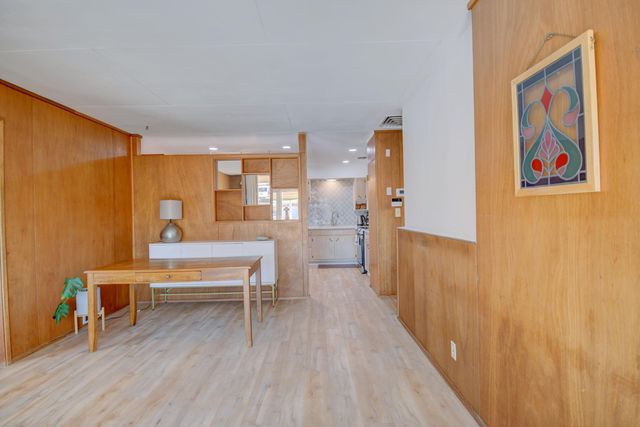 1401 Valle Alto Court NW, Albuquerque, NM 87107