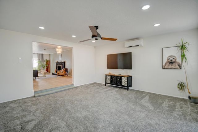 1401 Valle Alto Court NW, Albuquerque, NM 87107