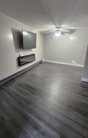 2930 Blaisdell Avenue 228, Minneapolis, MN 55408