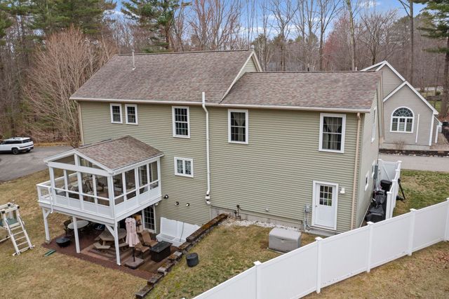 5 Izzy Lane, Kittery, ME 03904