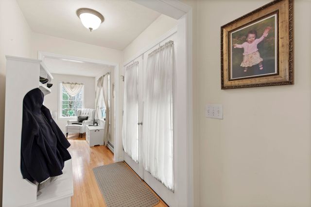 5 Izzy Lane, Kittery, ME 03904