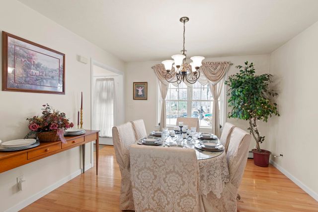 5 Izzy Lane, Kittery, ME 03904