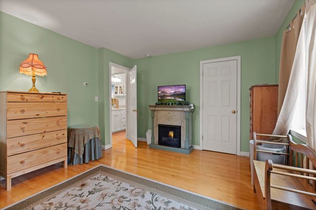 5 Izzy Lane, Kittery, ME 03904