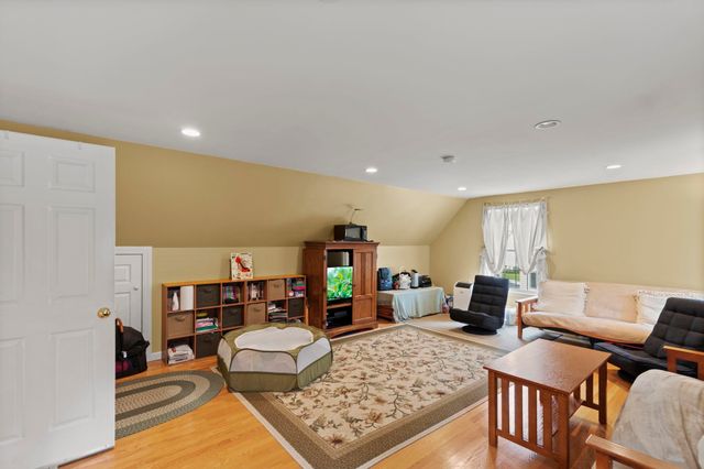 5 Izzy Lane, Kittery, ME 03904