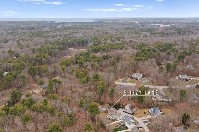 5 Izzy Lane, Kittery, ME 03904