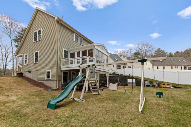 5 Izzy Lane, Kittery, ME 03904