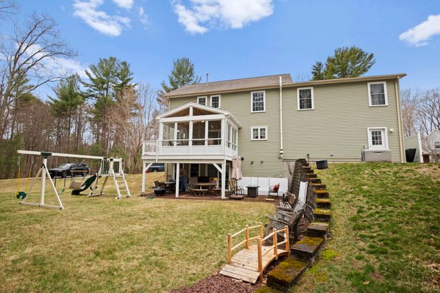 5 Izzy Lane, Kittery, ME 03904