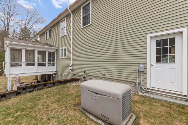 5 Izzy Lane, Kittery, ME 03904