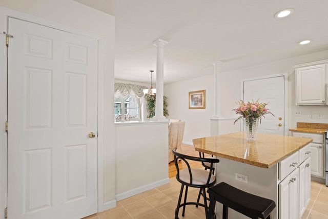 5 Izzy Lane, Kittery, ME 03904