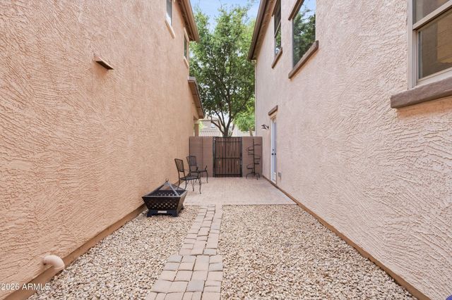 3927 S RIM Road, Gilbert, AZ 85297