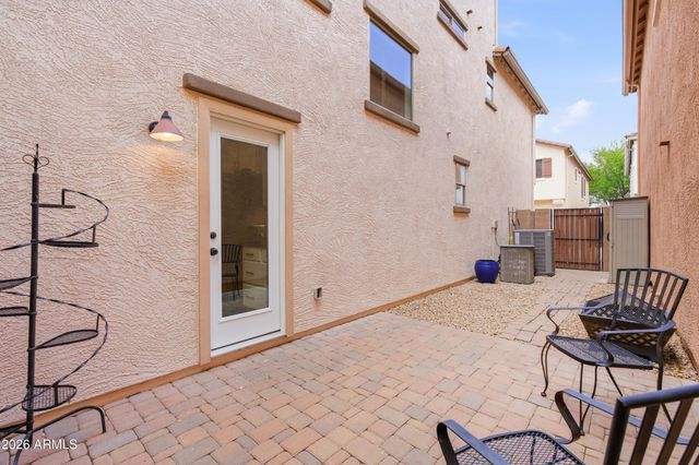 3927 S RIM Road, Gilbert, AZ 85297