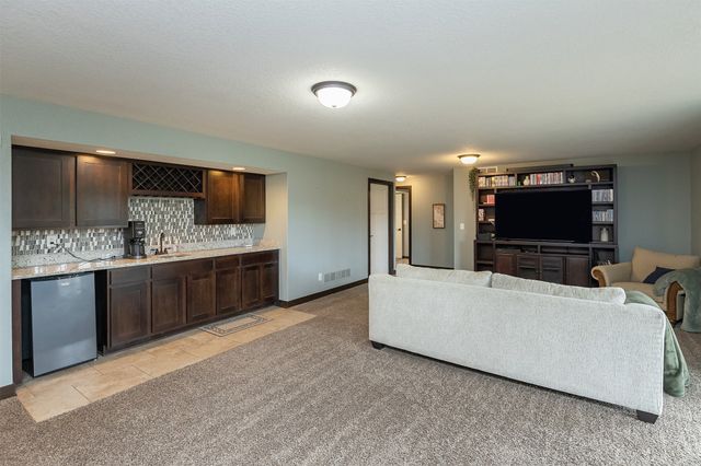 1023 NW 31st Street, Ankeny, IA 50023