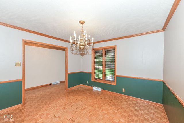 7062 W Christian Drive, New Palestine, IN 46163