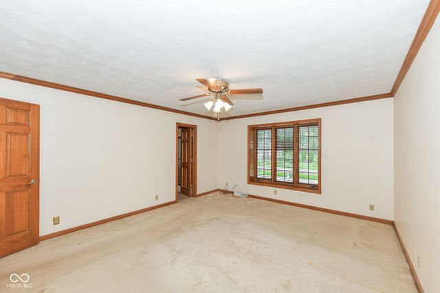 7062 W Christian Drive, New Palestine, IN 46163
