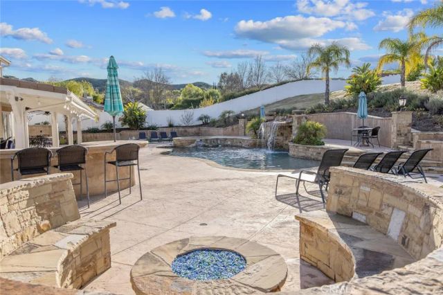 30177 Sagecrest Way, Castaic, CA 91384