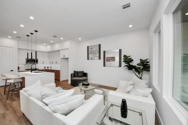 505 Middle Street, Houston, TX 77003