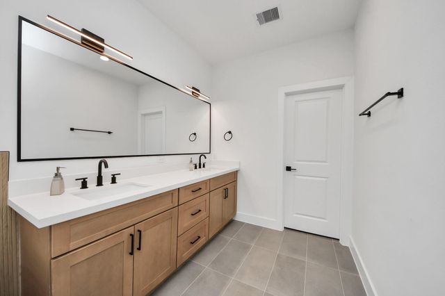 505 Middle Street, Houston, TX 77003