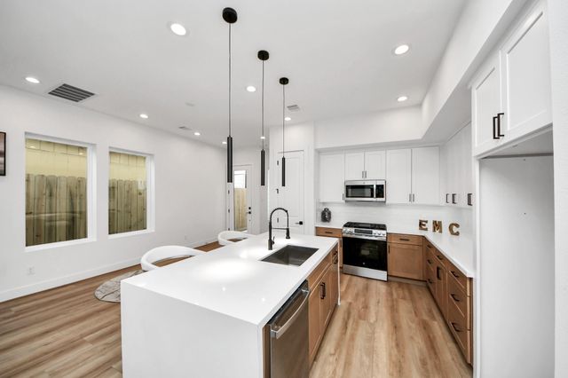 505 Middle Street, Houston, TX 77003
