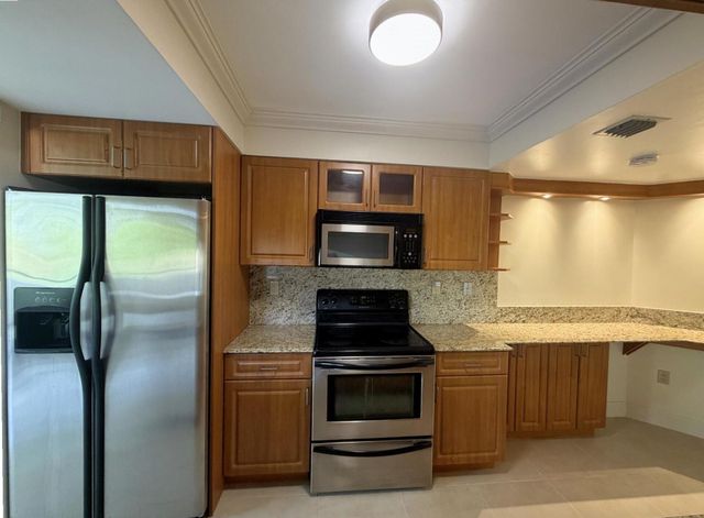 21085 NE 34th Avenue 404-1, Aventura, FL 33180