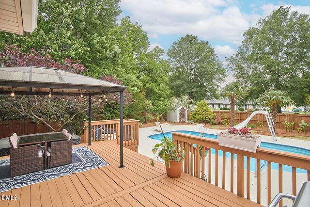105 Weatherly Place, Cary, NC 27518